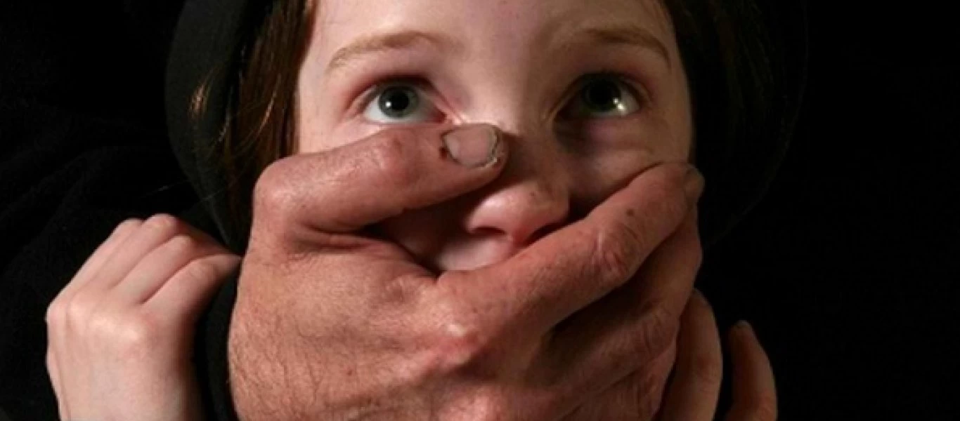 Μ.Βρετανία: Εκατοντάδες παιδιά θύματα κακοποίησης - Βρίσκονταν υπό την προστασία κοινωνικών υπηρεσιών